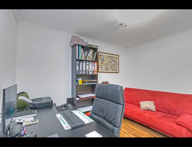 3 BEDROOM FREEHOLD FOR SALE IN PAULSHOF